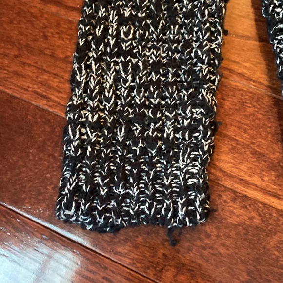 Cardigan - Picture 4 of 5